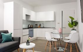 Abbott House By Viridian Apartments